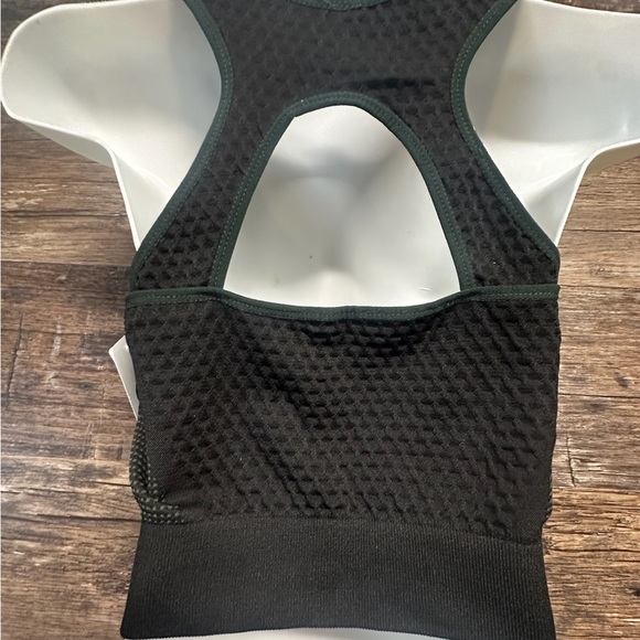 FITNESS Black and Green High Neck Sports Bra Crop Top OSFM - Picture 7 of 9